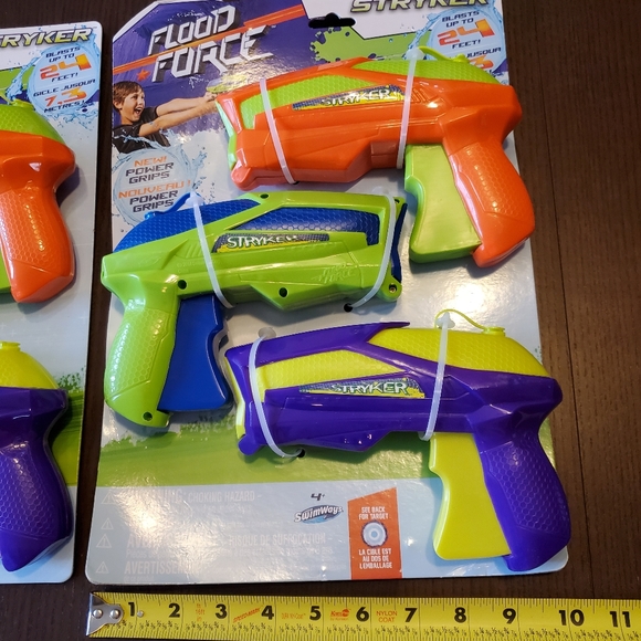 NEW water guns 3 packs. - Picture 4 of 4